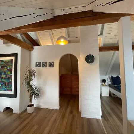 Schneider Apartment *